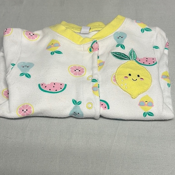 Pekkle Baby Onesie with Fruit Print and lemon - Picture 1 of 3